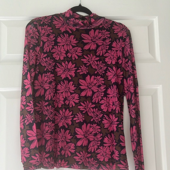 Flower Mock Turtle Neck with inside Lining - Picture 1 of 9